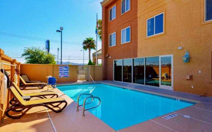 Holiday Inn Express Las Vegas-Nellis By IHG