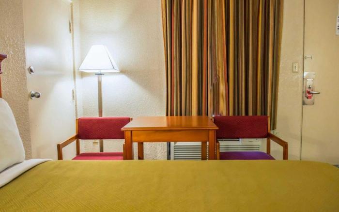 Econo Lodge