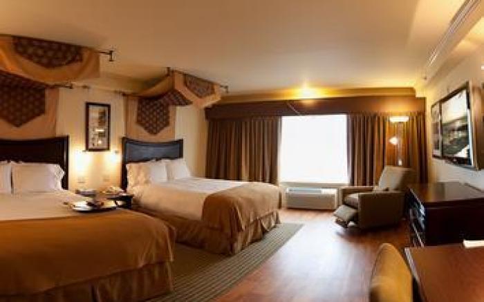 Hotel Strata