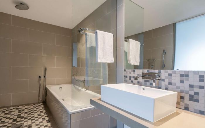 Radisson Blu Gautrain Hotel, Sandton Johannesburg