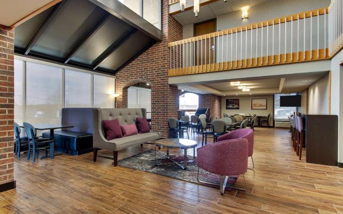 Drury Inn and Suites Poplar Bluff