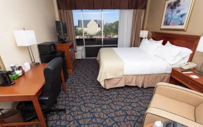 Holiday Inn Gainesville-University Center By IHG