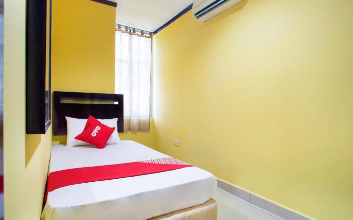 Super OYO 1219 Hotel Bbk