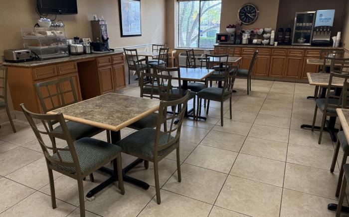 Wingate by Wyndham Livonia