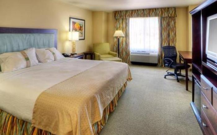 Holiday Inn & Suites Albuquerque-North I-25 By IHG