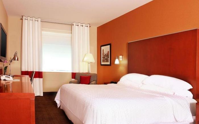 Four Points by Sheraton Portland East