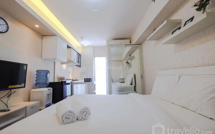 New Studio at Bassura City Apartment By Travelio