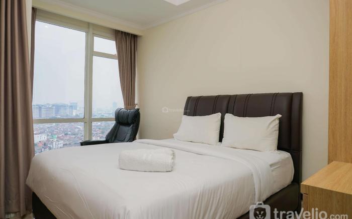 Elegant Studio @Menteng Park Apartment By Travelio