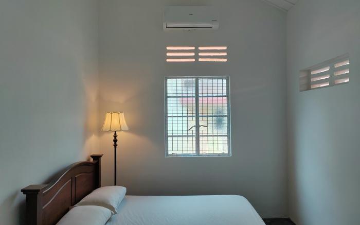 Zen 1 Room KL