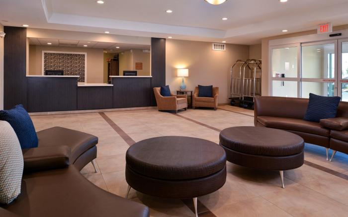 CANDLEWOOD SUITES - LODI By IHG