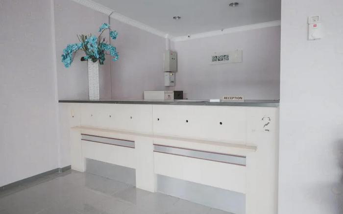 RedDoorz Plus near Istana Maimun Medan