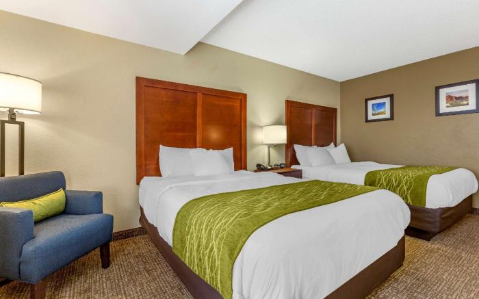 Comfort Inn & Suites Phoenix North / Deer Valley