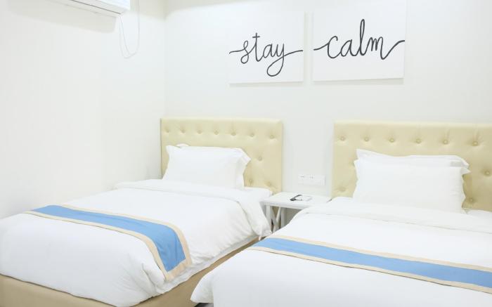 Hampton Suites