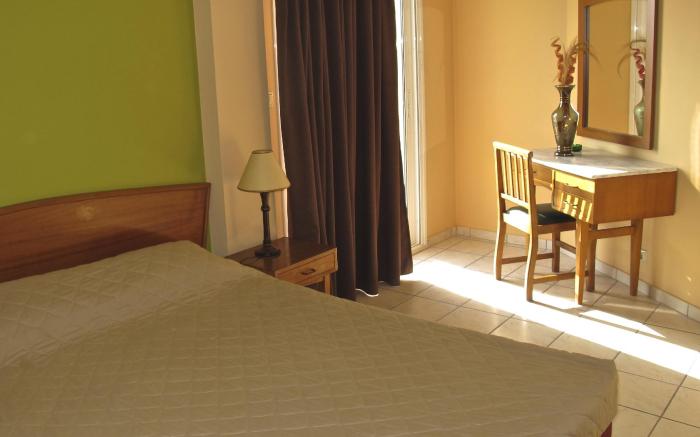 Evripides Hotel