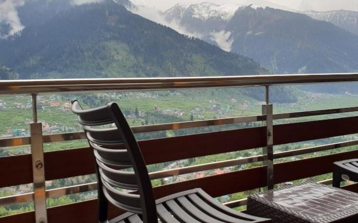 Gezellig Inn - Vardhan Hills