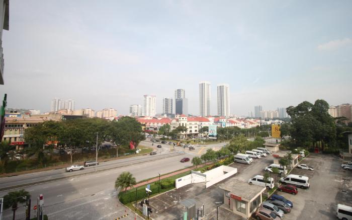 Tropical Hotel Kota Damansara