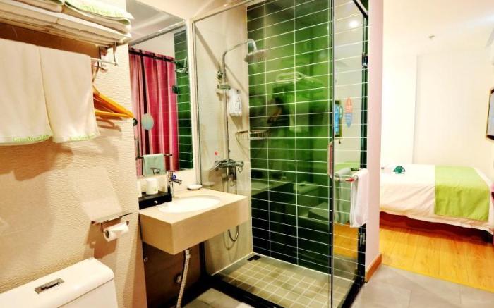 GreenTree Inn Haikou City Wuzhishan Road