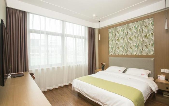 Shell Changzhou Yangrong City Hotel