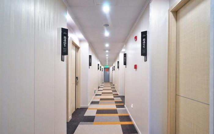 Shell Shanghai Baoshan District  Songbin Road Subway Station Hotel