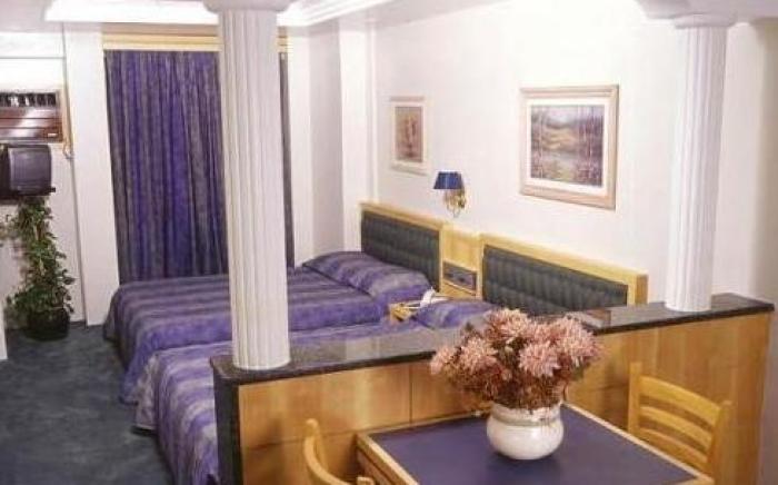Hotel Columbia