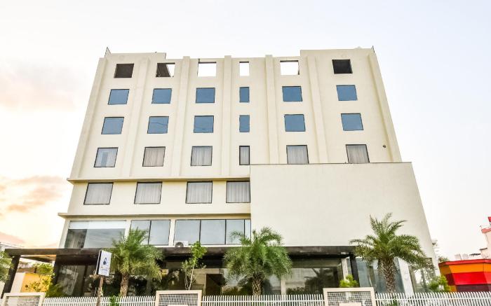 Townhouse 652 Hotel Royal Akshayam