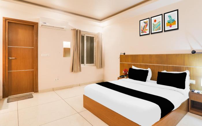 Super Townhouse Viraj Khand formerly Veridian Inn