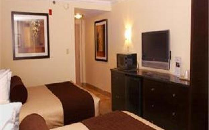 Galleria Palms Orlando - Free Theme Park Shuttles