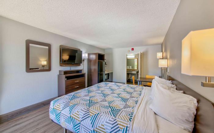 Motel 6 Birmingham, AL - Medical Center