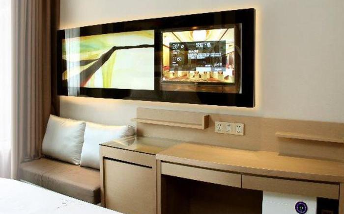 Lavande Hotel Wuhan Wujia Mountain Branch