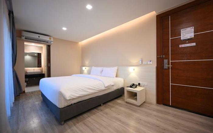 L2 Hotel