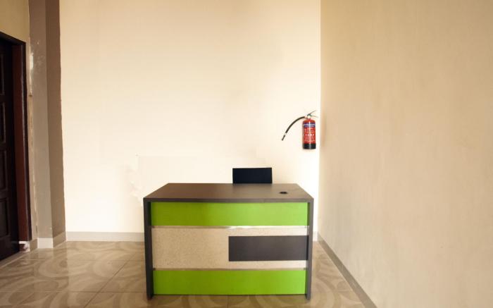 Super OYO 1763 Dinda Residence Syariah