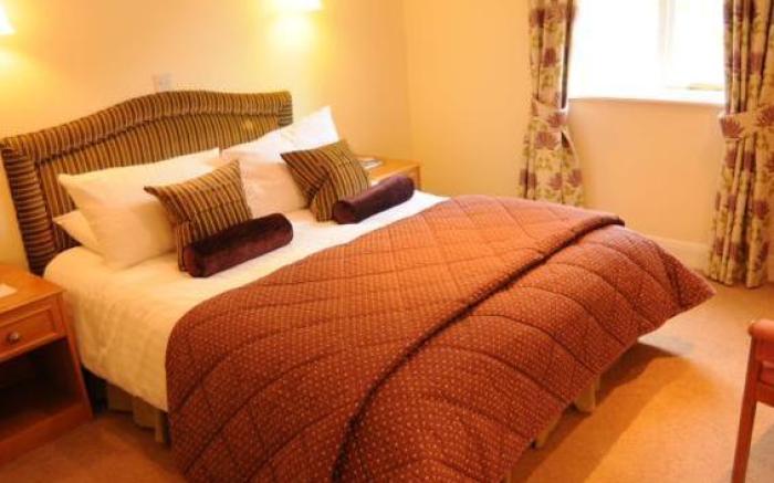 Taychreggan Hotel