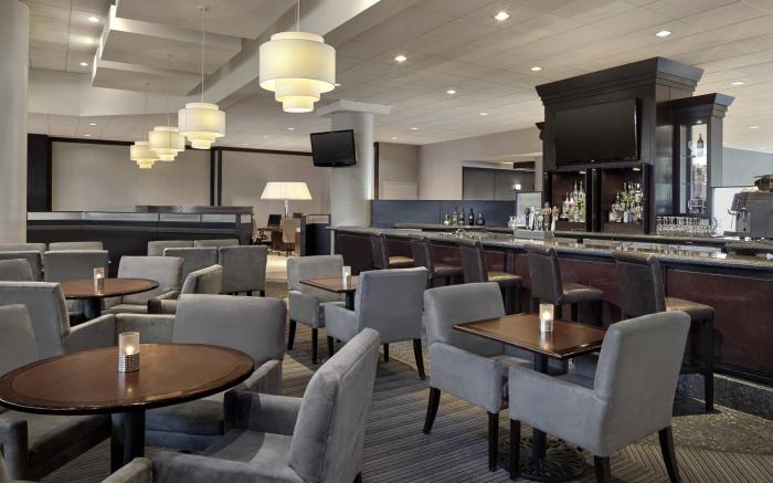 Sheraton Vancouver Guildford Hotel