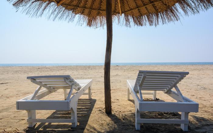 Larisa Beach Resort