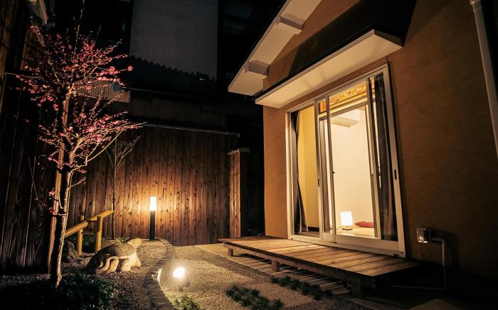 Kyomachiya Inari Sou - With traditional garden