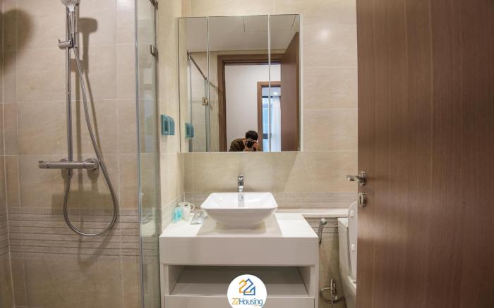 2BR APT Hanoi Vinhomes Metropolis near LOTTE