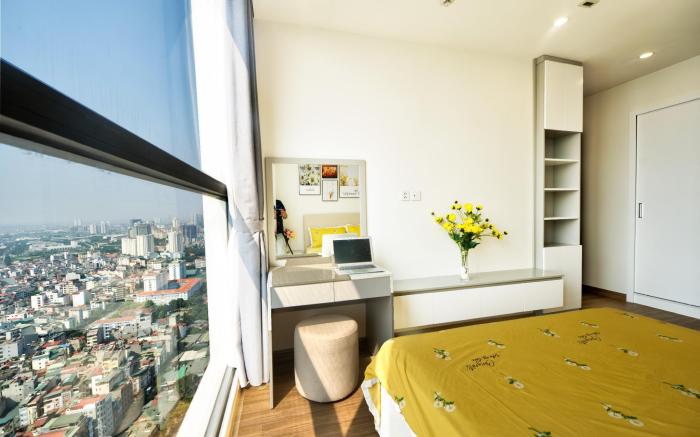Modern 2BR hight floor Skylake next to Keangnam