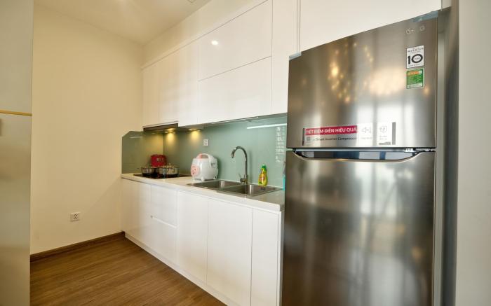 Modern 2BR hight floor Skylake next to Keangnam