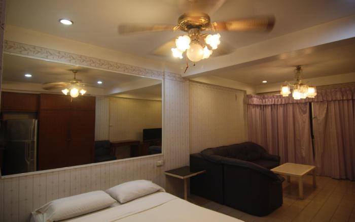 R704 Pattaya tower