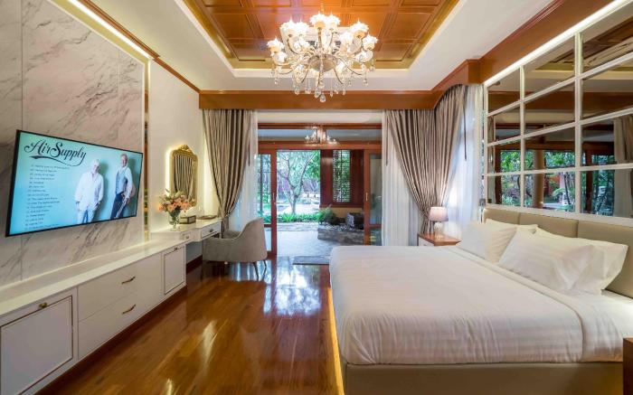Modern Love Villa/Free breakfast/Pool & Waterfall.