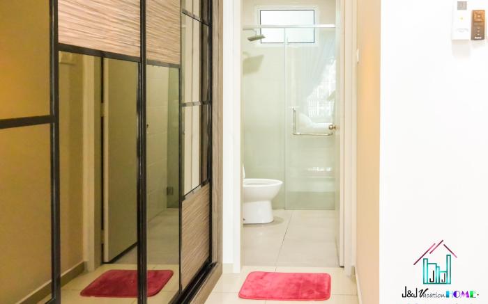 Melaka's Parkland Condo@J&J Vacation Home 3R 10pax