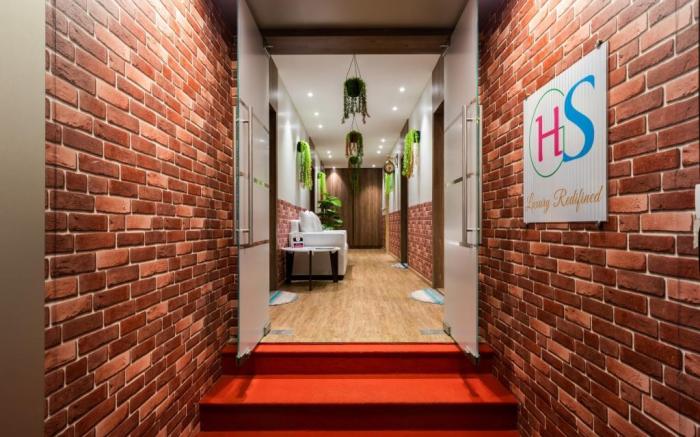 Modern-Up 4 Bedrooms Home Stay 