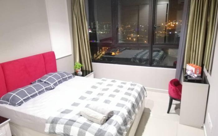 Pacific Deluxe Homestay 3 @ i-City by TRS