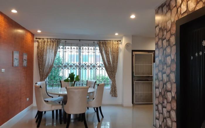 Tamarind Pool Villa Huahin 3 Bedroom 12-15 People