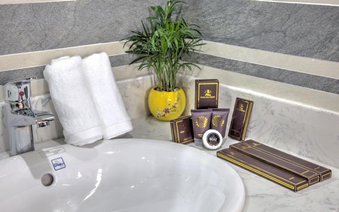 The Flamboyant - Standard Room @ Vinhomes Imperia
