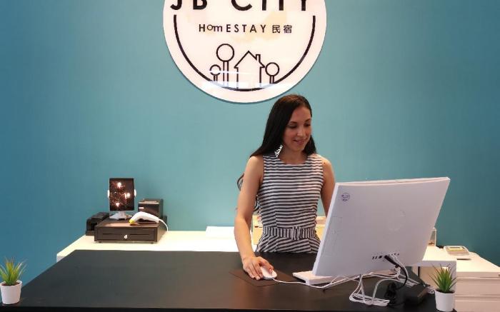 Legoland Medini 6pax WIFI-C19 by RR JBcity