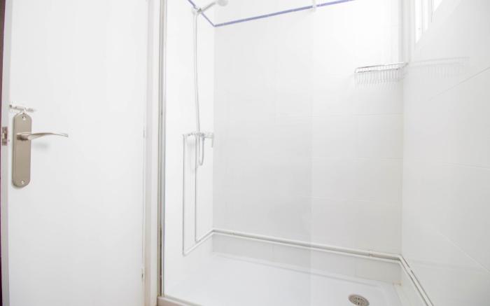 Apartamento superior con dos dormitorios.Tetuan 3D