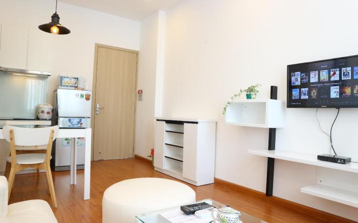 M- HService Apartment with super space and bathtub