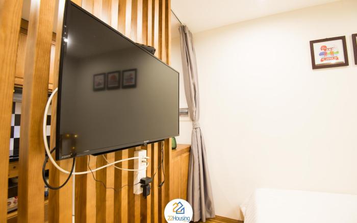 Long housing Japanese apartment on Linh Lang #02