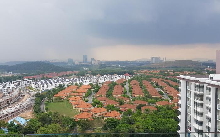 Alyssa Putrajaya. 3R3B FullyAcond. WiFi. Pool view